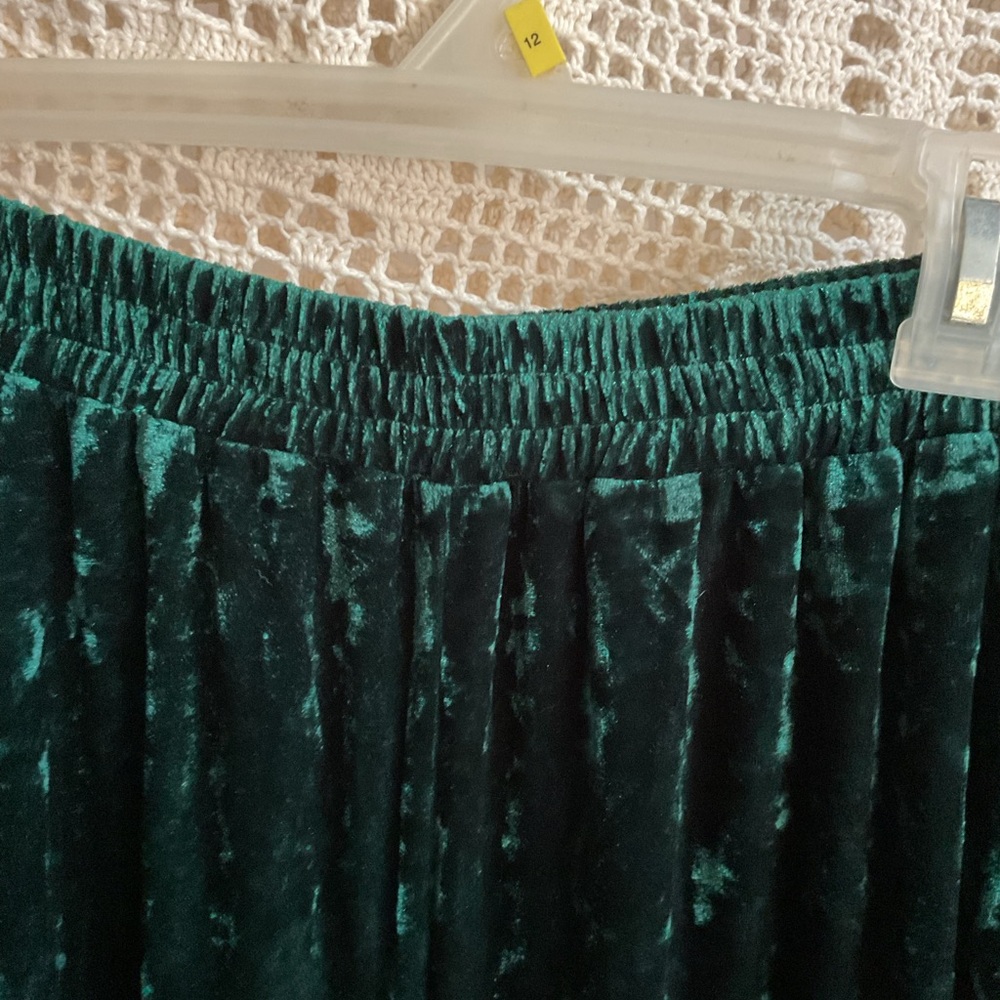 NWT Oddi Oddy Emerald Green Crushed Velvet Wide Leg Slit Leg pants 2X - Picture 4 of 8